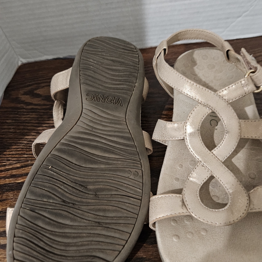 Vionics Sandals Great Condition Size 7 (Bin12) - Picture 6 of 6